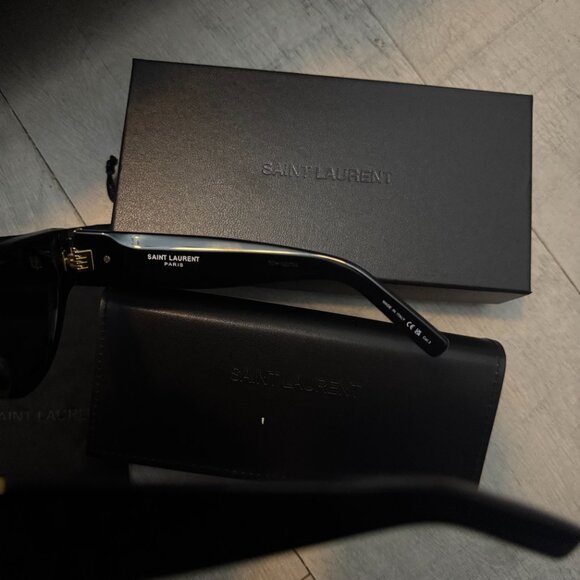 Saint Laurent Black Cat Eye Sunglasses Gold YSL Logo Trendy It Girl